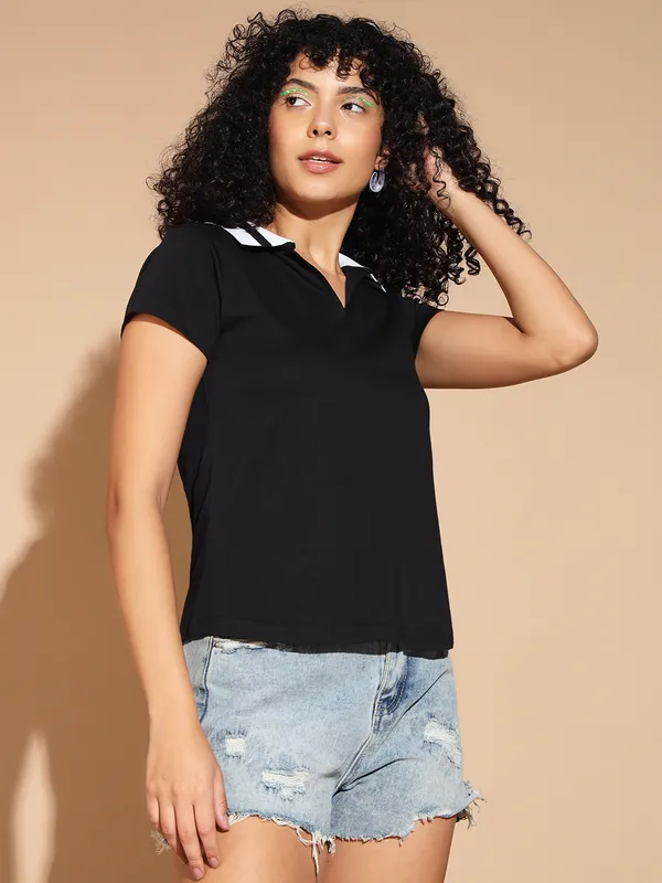 Solid___Polo_Neck_Black_T-Shirt