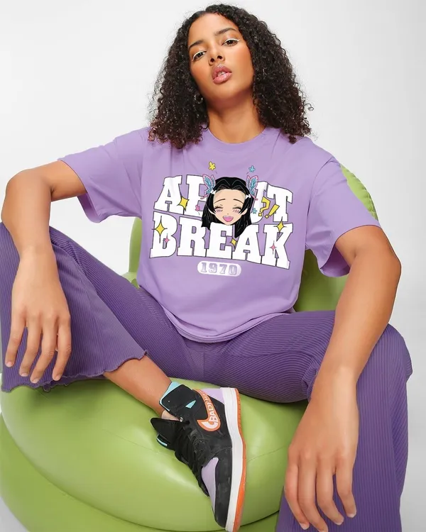 Printed___Round_Neck_Lavender__T-Shirt_With_Anime_Style_Graphic_Print