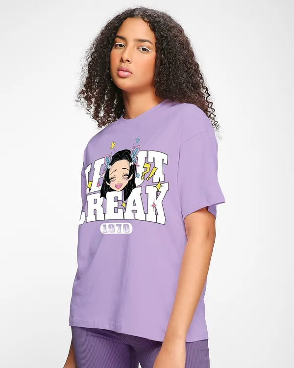 Printed___Round_Neck_Lavender__T-Shirt_With_Anime_Style_Graphic_Print
