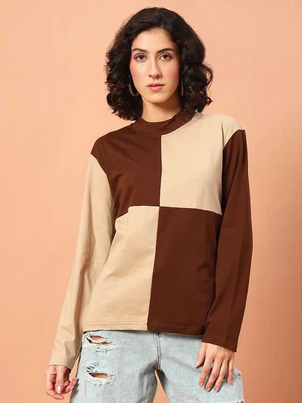 Solid___Color_Blocked_High_Neck_Full_Sleeve_Tshirt