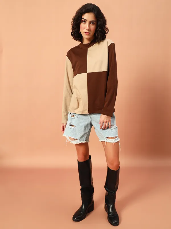 Solid___Color_Blocked_High_Neck_Full_Sleeve_Tshirt