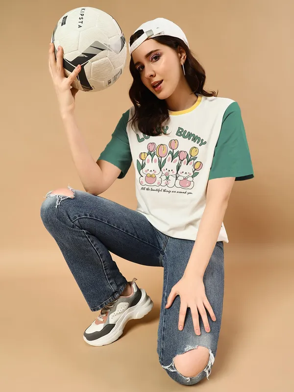 Loose_Fit_Half_Sleeve_Colorblock_T-Shirt_With_Bunny_Graphic_At_Front__&_Contrast_Neck_Rib_Details