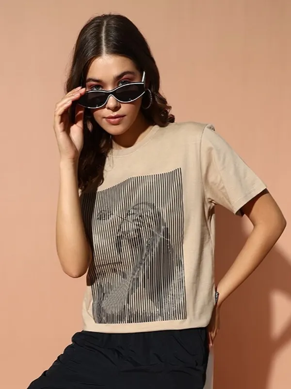 The_Dry_State_Printed_Women_Round_Neck_Brown_T-Shirt