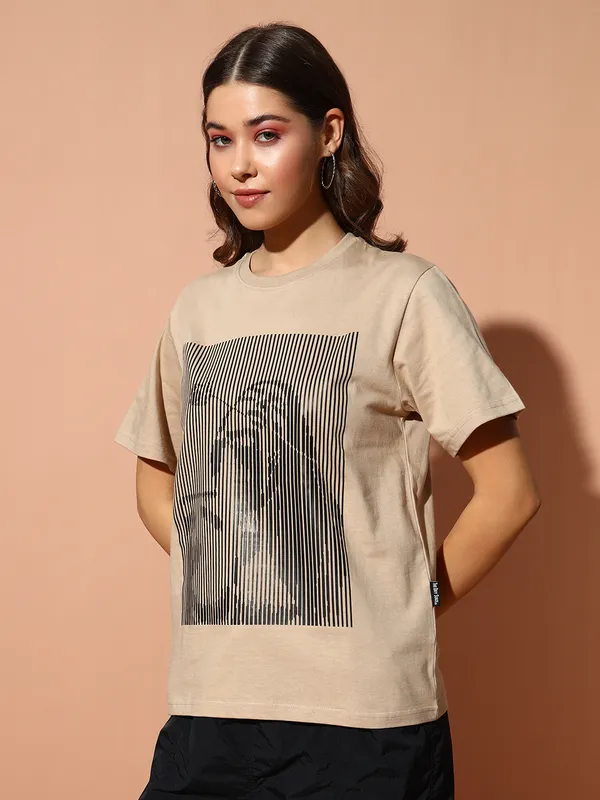 The_Dry_State_Printed_Women_Round_Neck_Brown_T-Shirt