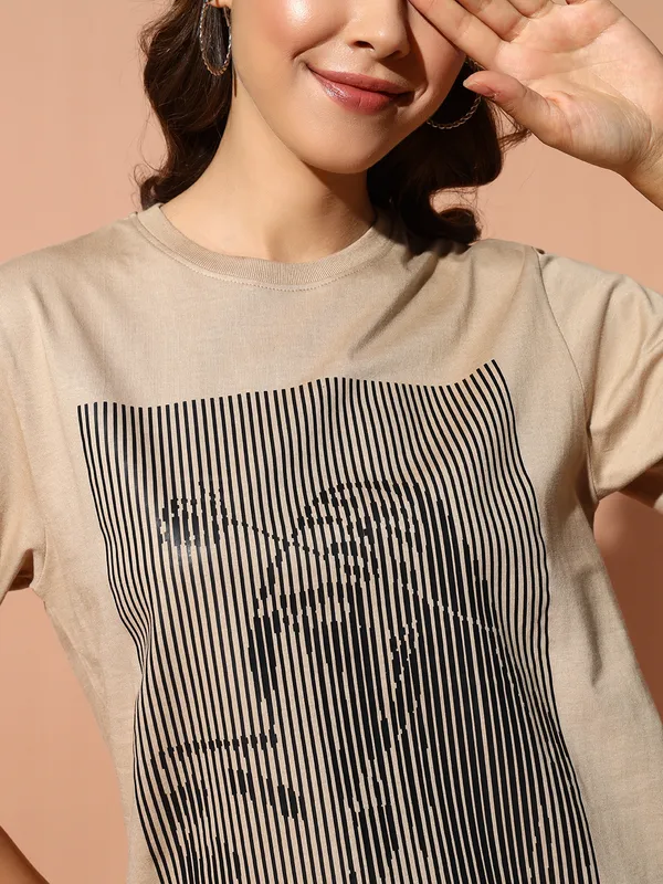 The_Dry_State_Printed_Women_Round_Neck_Brown_T-Shirt