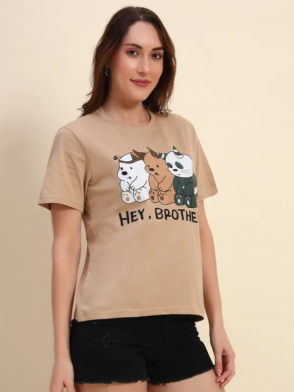 Graphic_Print___Round_Neck_Beige_T-Shirt
