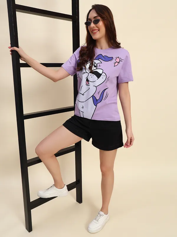 Happy_Dog_Graphic__Printed___T-Shirt_With__Round_Neck_Lavender_T-Shirt