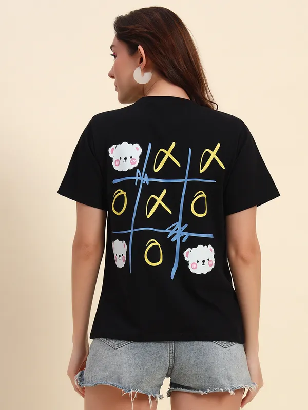 Graphic_Print___Round_Neck_Black_T-Shirt