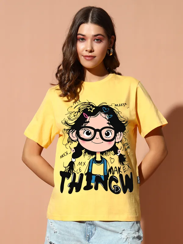 Women's_Yellow_Oversized_Fit_Cartoon_Graphic_T-Shirt_with_Cute_Girl_Print