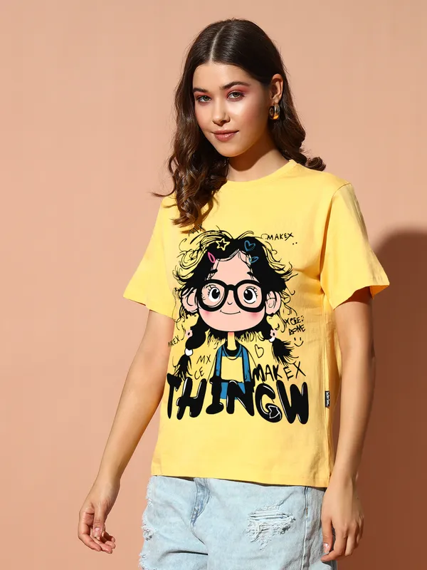 Women's_Yellow_Oversized_Fit_Cartoon_Graphic_T-Shirt_with_Cute_Girl_Print