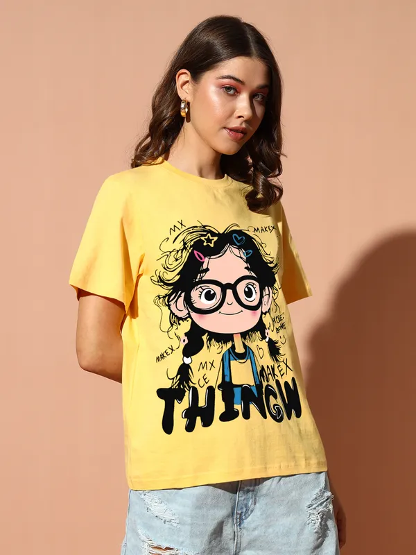 Women's_Yellow_Oversized_Fit_Cartoon_Graphic_T-Shirt_with_Cute_Girl_Print