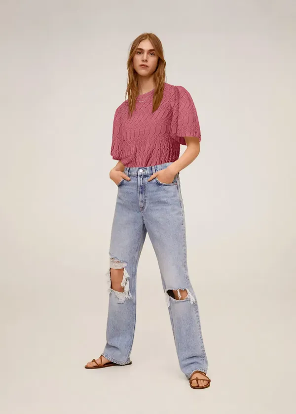 Women's_texture_top_with_simple_round_neck_and_flounce_sleeve