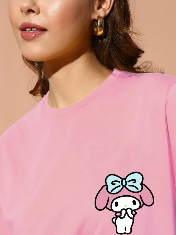 Women's_Loose_Fit_Half_Sleeve_T-Shirt_with_My_Melody_Small_Teddy_Print