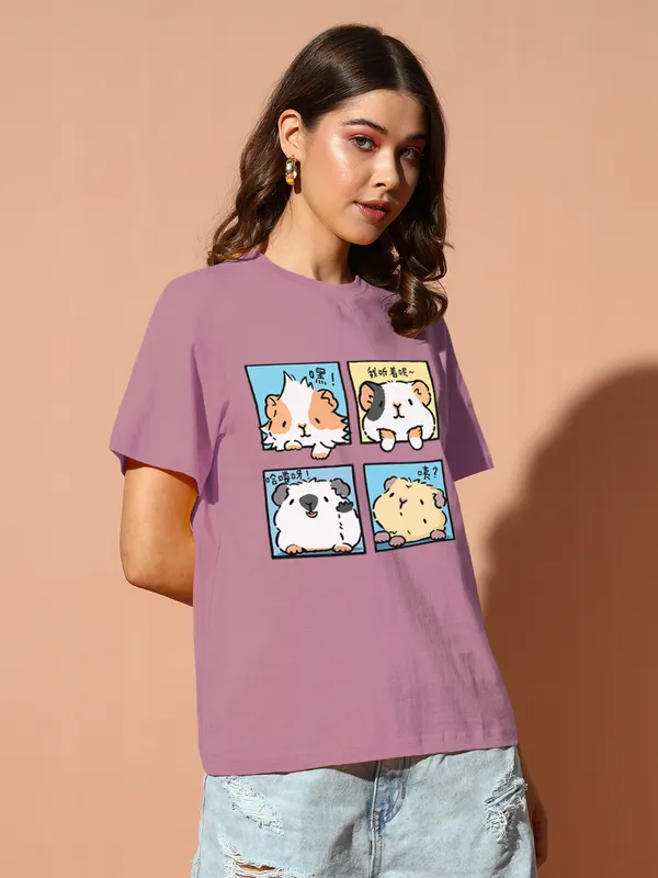women's_loose_fit_half_sleeve_tshirt_with_graphic_print_at_front