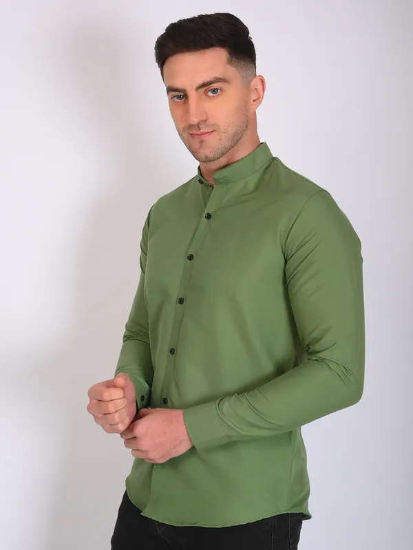 Multicolor_Trendy_Design_Mandarin_Collar_Cotton_Blend_Solid_Shirt_For_Men_Combo_Set_(Pack_Of_2)