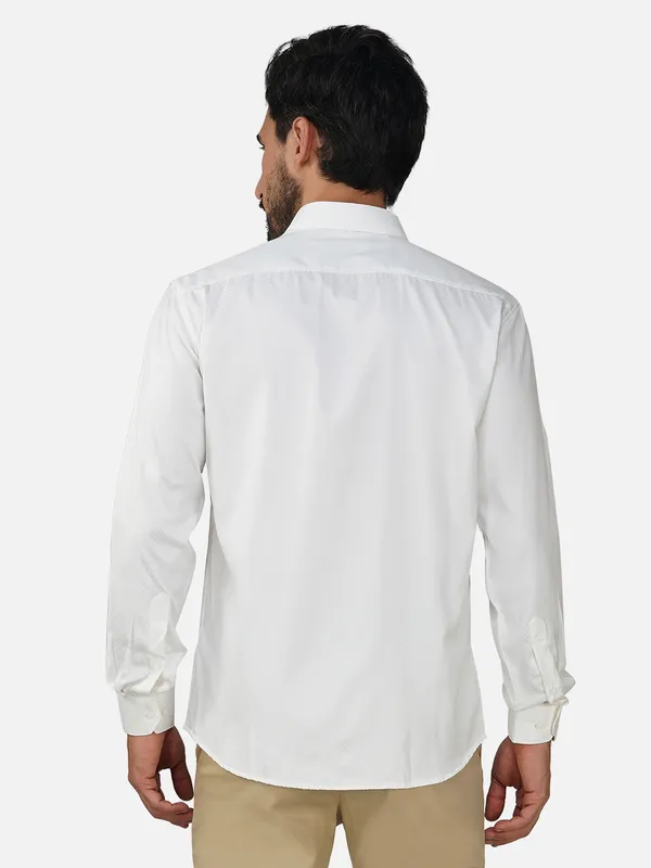 White_Trendy_Design_Plain_Shirt_For_Men