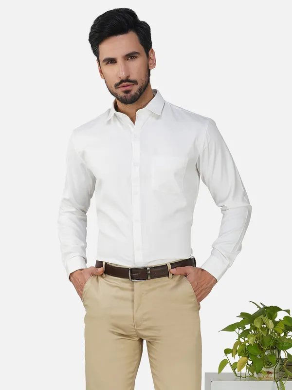 White_Trendy_Design_Plain_Shirt_For_Men