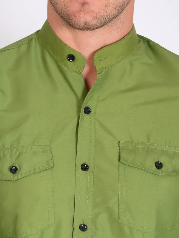 Olive_Trendy_Design_Mandarin_Collar_Double_Pocket_Shirt_For_Men