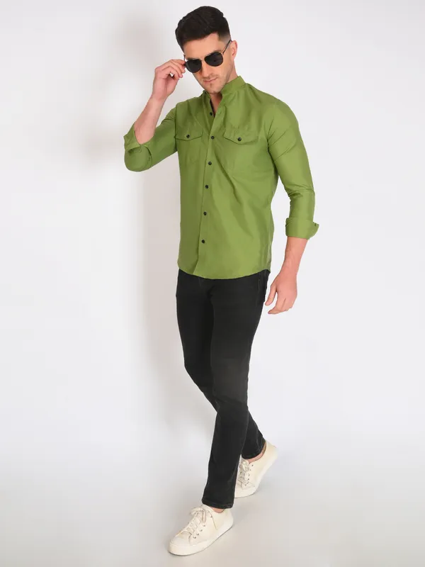 Olive_Trendy_Design_Mandarin_Collar_Double_Pocket_Shirt_For_Men