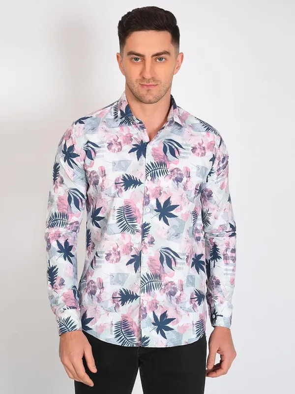 Pink_Trendy_Design_Floral_Printed_Cotton_Blend_Casual_Shirt_For_Men