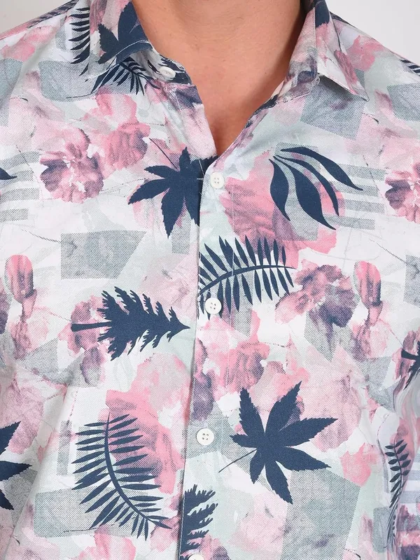 Pink_Trendy_Design_Floral_Printed_Cotton_Blend_Casual_Shirt_For_Men