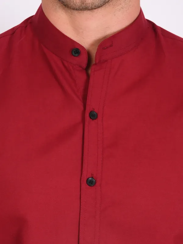 Red_Trendy_Design_Mandarin_Collar_Cotton_Blend_Solid_Shirt_For_Men