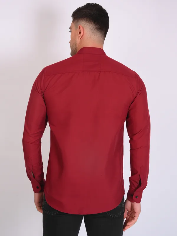 Red_Trendy_Design_Mandarin_Collar_Cotton_Blend_Solid_Shirt_For_Men