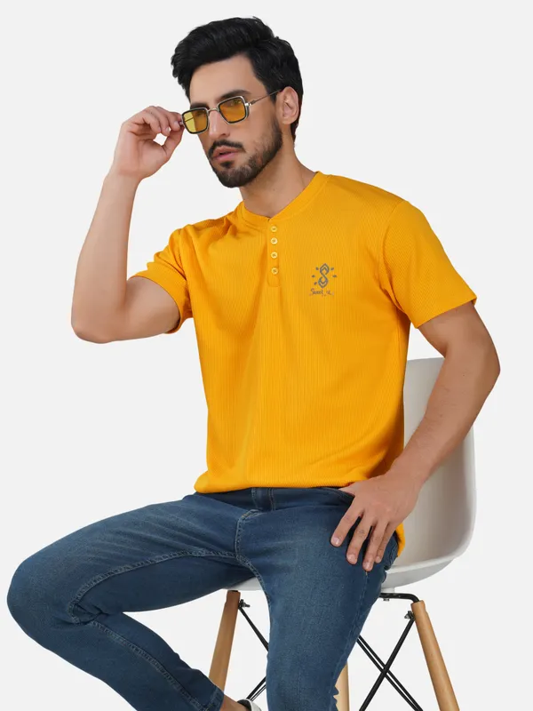 Yellow_Trendy_Design_Mandarin_Collar_Bamboo_fabric_T-Shirt_For_Men