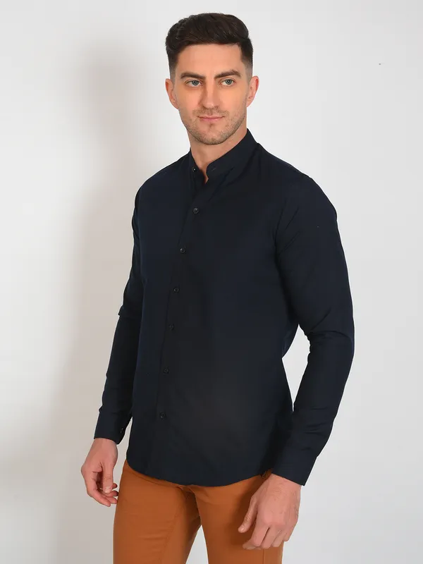 Navy_Trendy_Design_Mandarin_Collar_Cotton_Blend_Solid_Shirt_For_Men