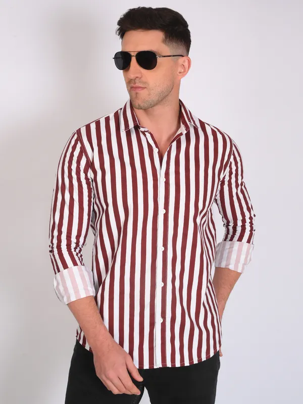 Maroon_Trendy_Design_Cotton_Casual_Stripe_Printed_Slim_Fitting_Cotton_Blend_Shirts_For_Men