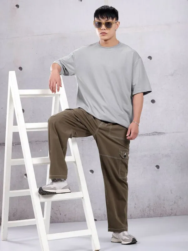 Grey_Trendy_Design,_220_GSM_Pure_Cotton_Oversize_T-Shirt_For_Men