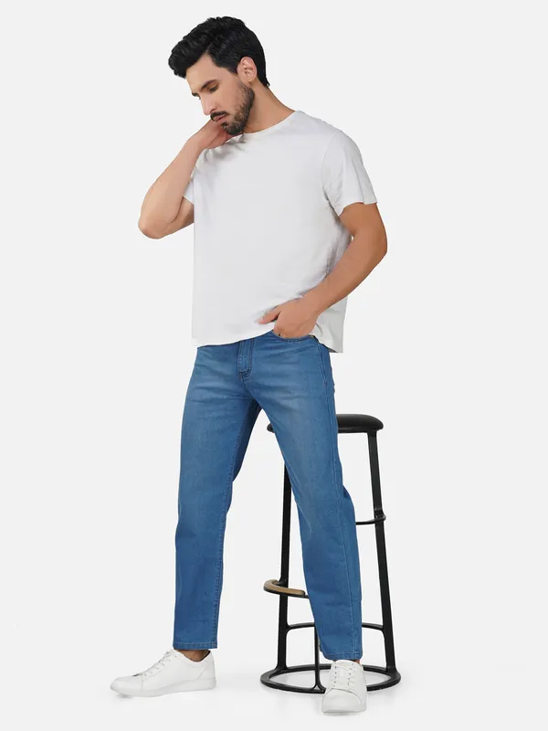Mid_Blue_Trendy_Design_Regular_Fit_Denim_Jeans_For_Men
