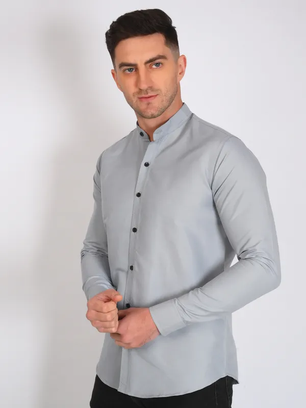 Grey_Trendy_Design_Mandarin_Collar_Cotton_Blend_Solid_Shirt_For_Men