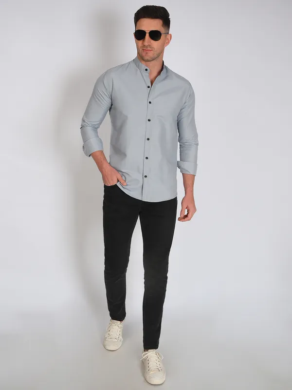 Grey_Trendy_Design_Mandarin_Collar_Cotton_Blend_Solid_Shirt_For_Men