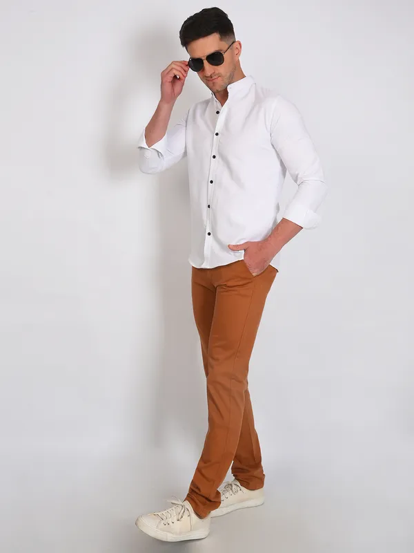 White_Trendy_Design_Mandarin_Collar_Cotton_Blend_Solid_Shirt_For_Men
