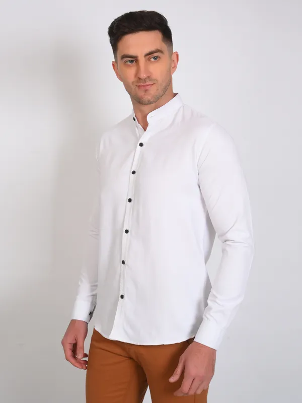 White_Trendy_Design_Mandarin_Collar_Cotton_Blend_Solid_Shirt_For_Men