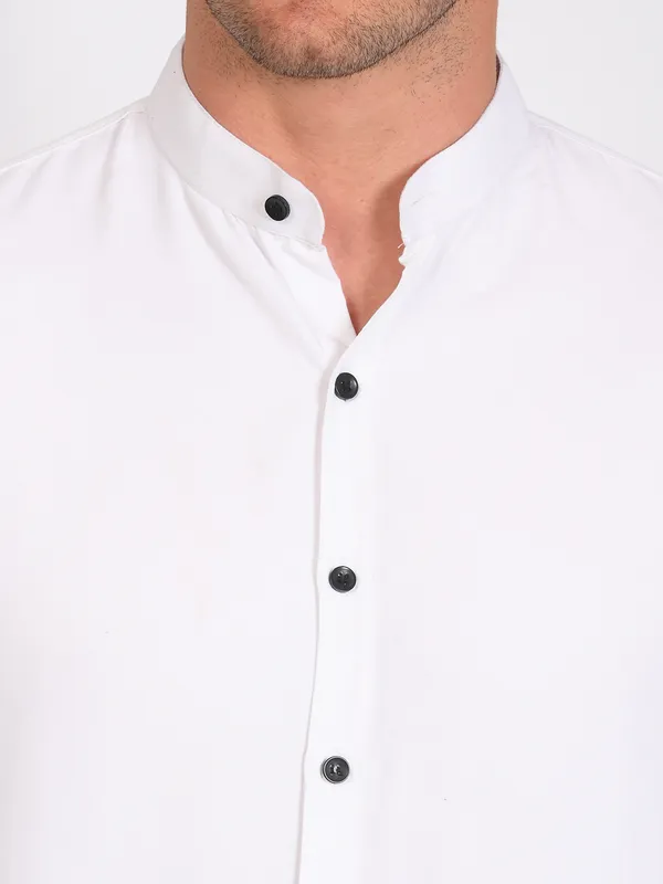 White_Trendy_Design_Mandarin_Collar_Cotton_Blend_Solid_Shirt_For_Men