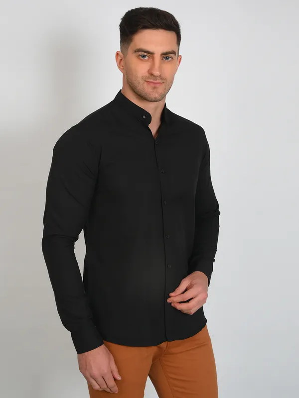 Black_Trendy_Design_Mandarin_Collar_Solid_Shirt_For_Men