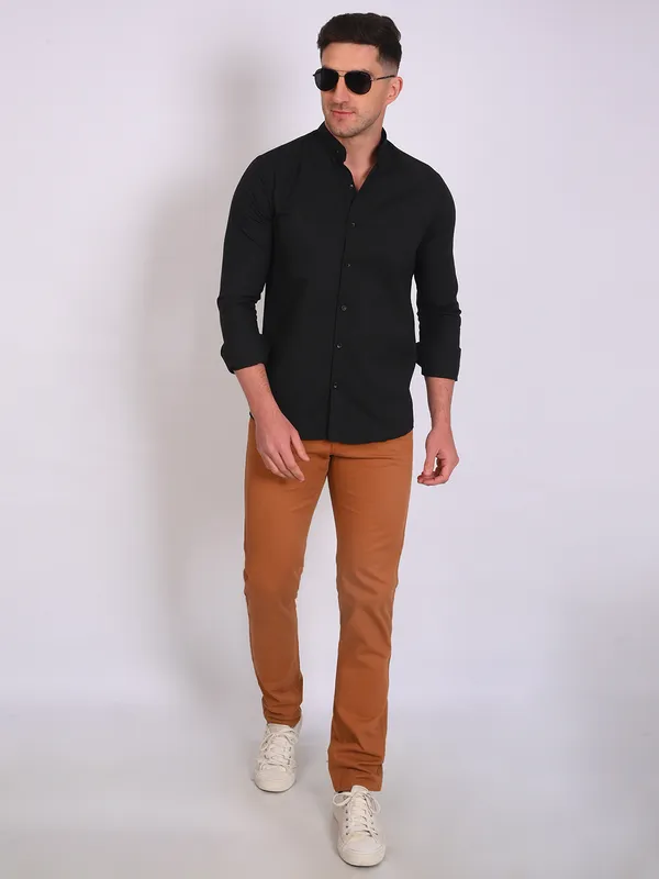 Black_Trendy_Design_Mandarin_Collar_Solid_Shirt_For_Men