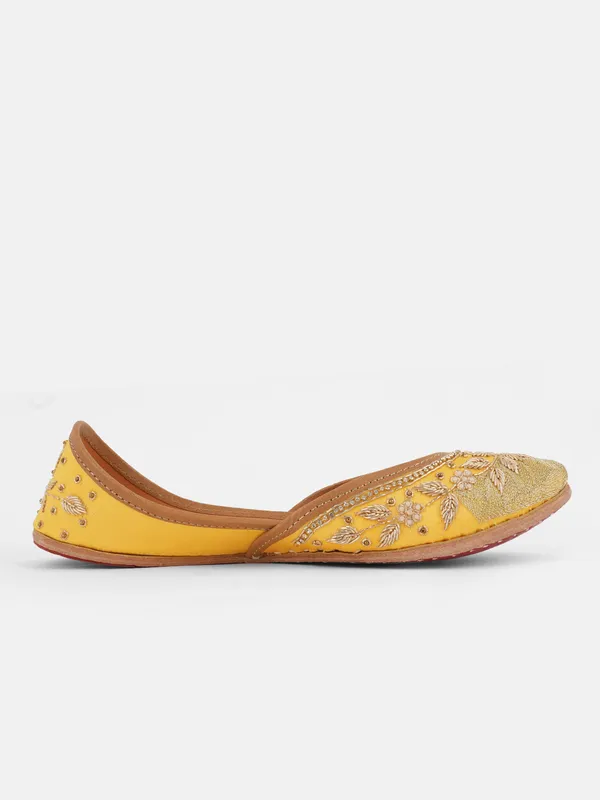 Handmade_Rust_Golden_Handicrafted__Jutti_For_Women