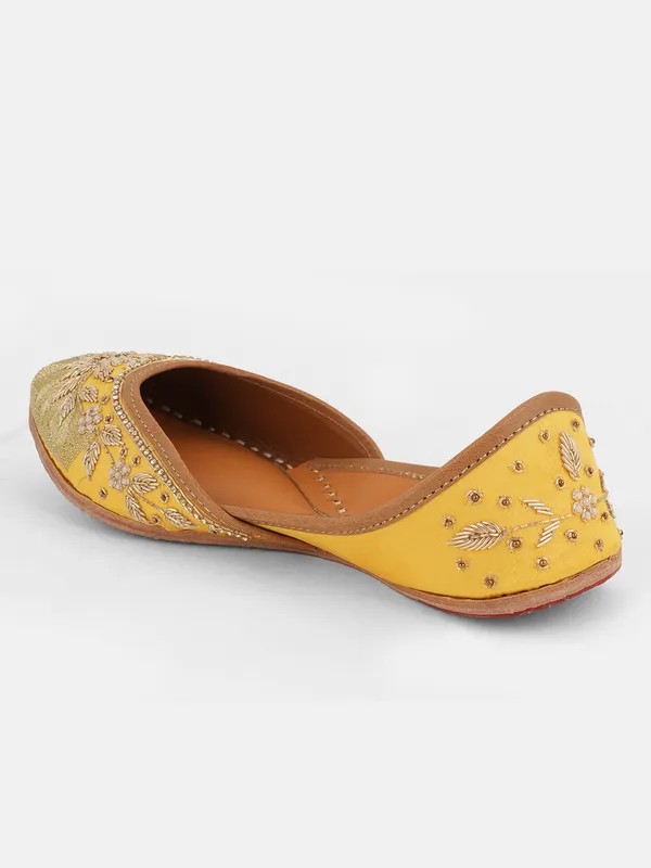 Handmade_Rust_Golden_Handicrafted__Jutti_For_Women