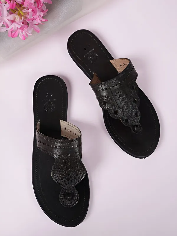 Handmade_KolhaBLK2635_41