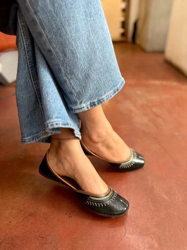 Handmade_Boho_Black_Handcrafted__Jutii_For_Women