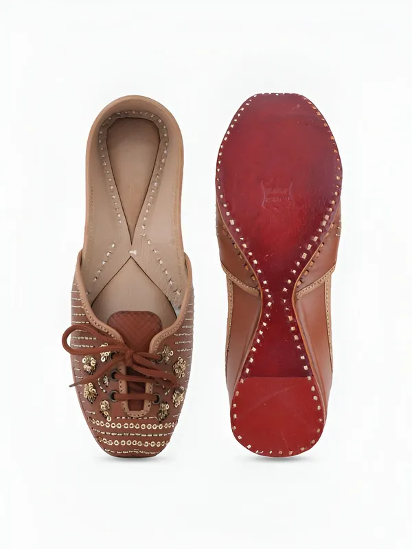 Handmade_LaceUp_Shoe_Jutti_For_Women's
