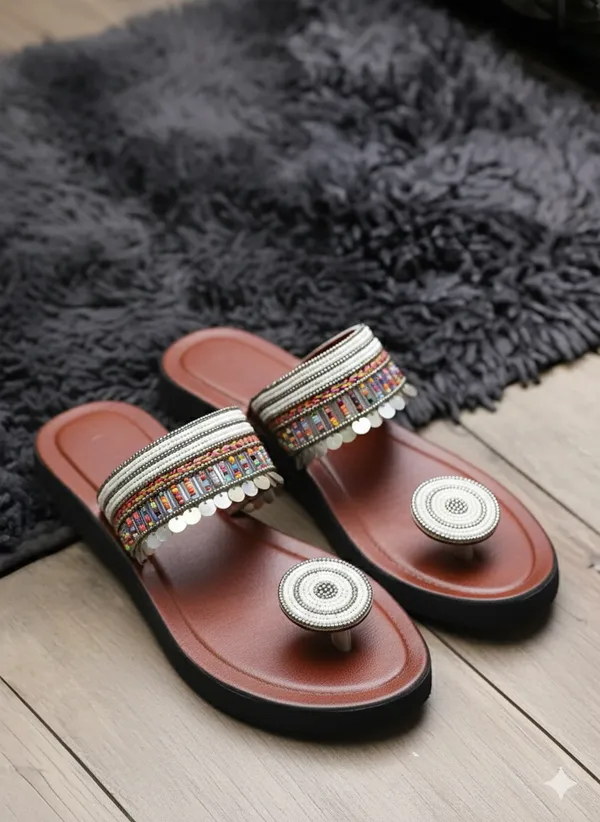 Handmade_White_Africa_Beads_Kolhapuri_For_Women's