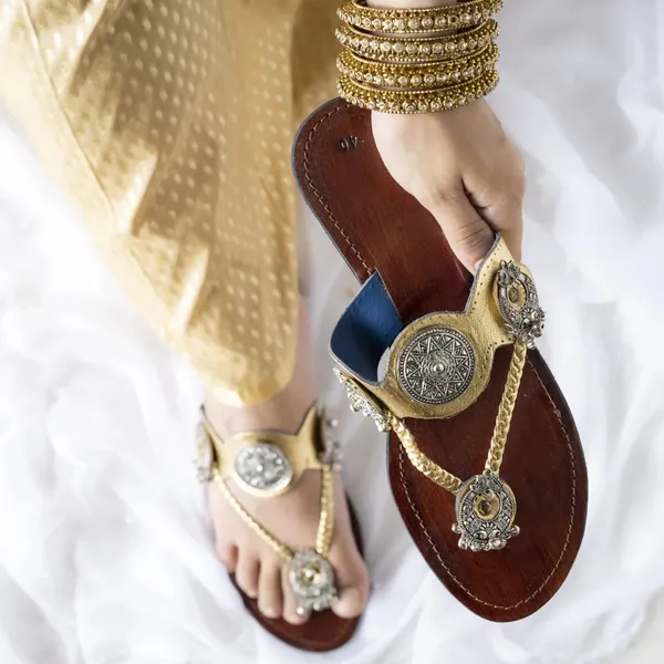 Handmade_GOLDEN_JEWELL_KOLHAPURI_2