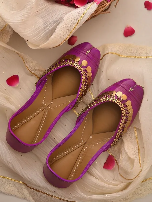 Handmade_Megenta_Gold_Coin_Payal_Jutti_For_Women