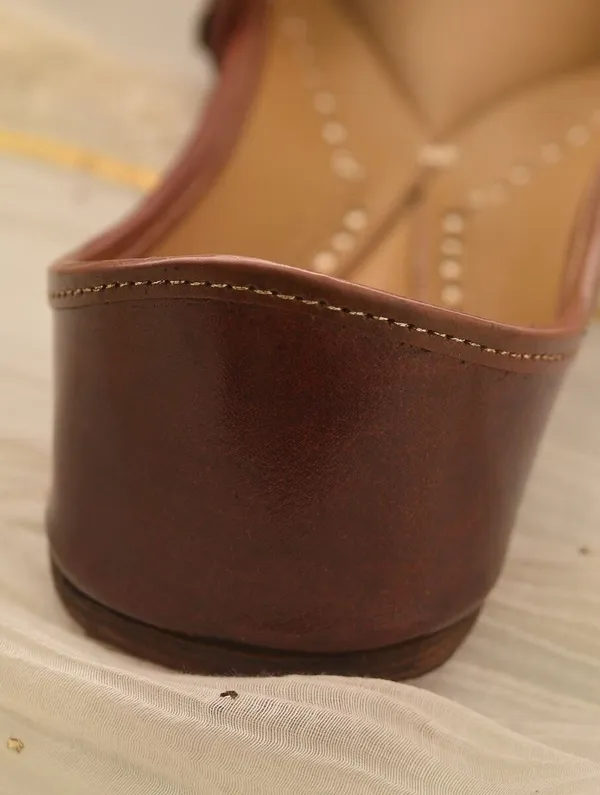 Handmade_Gold_Coin_Brown_Jutti