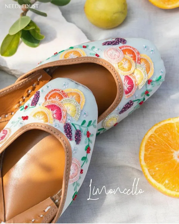 Lemon_Mojari_–_Women’s_White_Embellished_Leather_Ethnic_Mojari_Flats