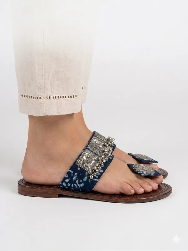 Indigo_Leather_Jewel_Embellished_Kolhapuri_For_Women